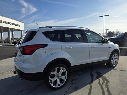 2019 Ford Escape Titanium