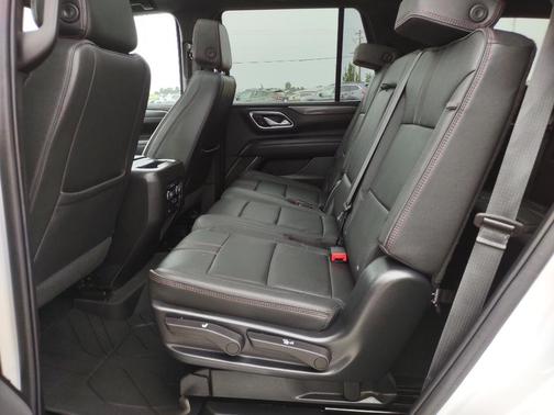 2023 Chevrolet Tahoe 4WD RST