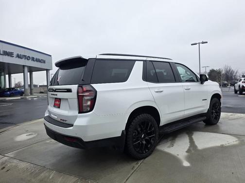 2023 Chevrolet Tahoe 4WD RST