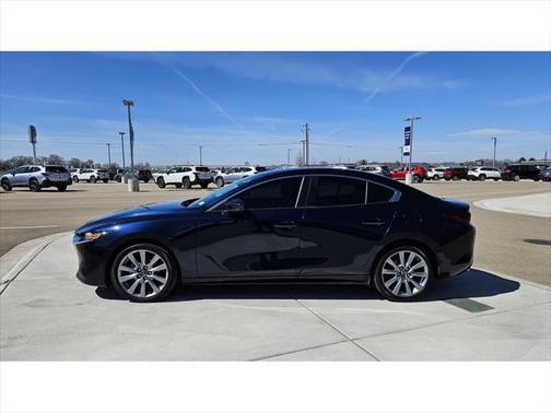2023 Mazda Mazda3 FWD w/Preferred Package