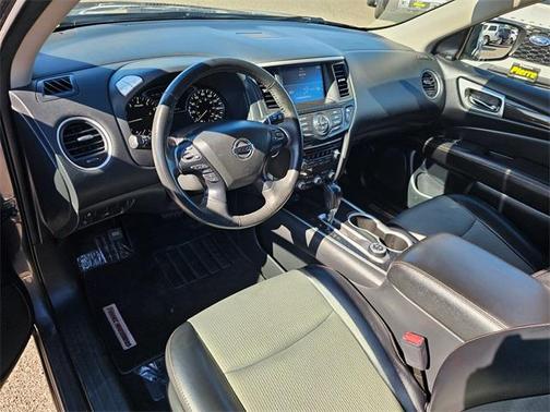 2020 Nissan Pathfinder SV 4WD