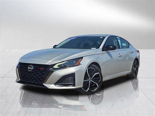 2024 Nissan Altima SR FWD