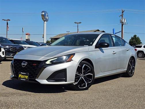 2023 Nissan Altima SR FWD