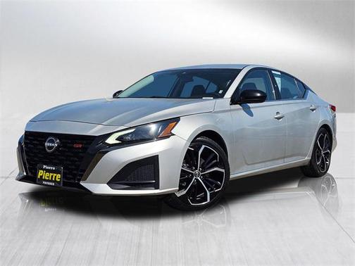 2023 Nissan Altima SR FWD