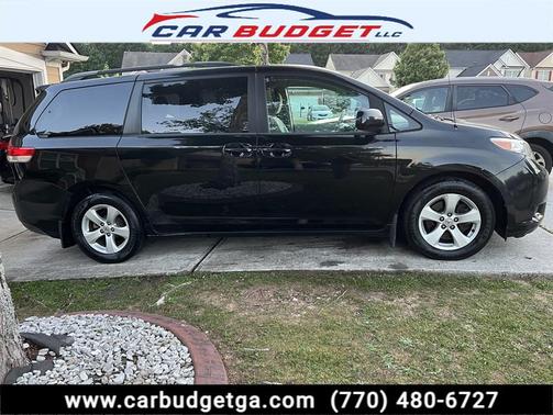 2011 Toyota Sienna LE
