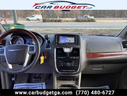 2012 Chrysler Town & Country Limited