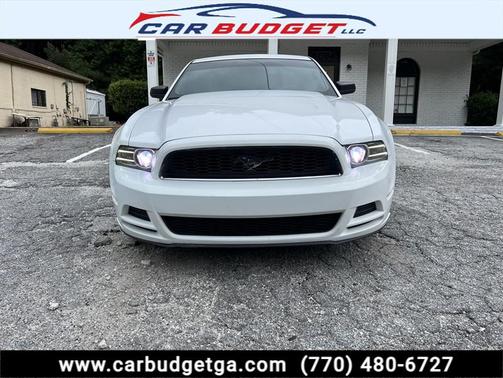 Oxford White 2014 Ford Mustang V6