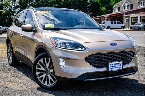 2020 Ford Escape Titanium