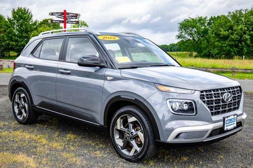 2022 Hyundai VENUE Limited