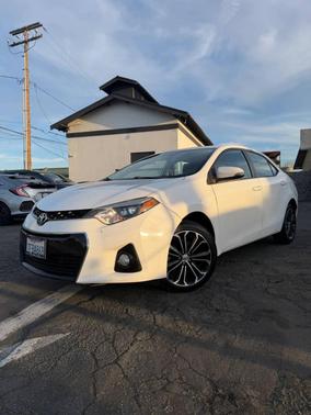 Super White 2014 Toyota Corolla L