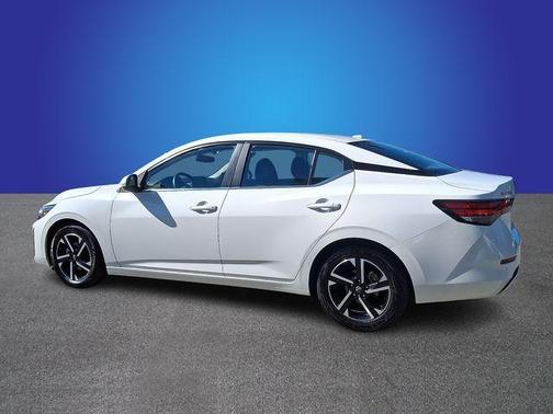 Cloud White 2024 Nissan Sentra SV
