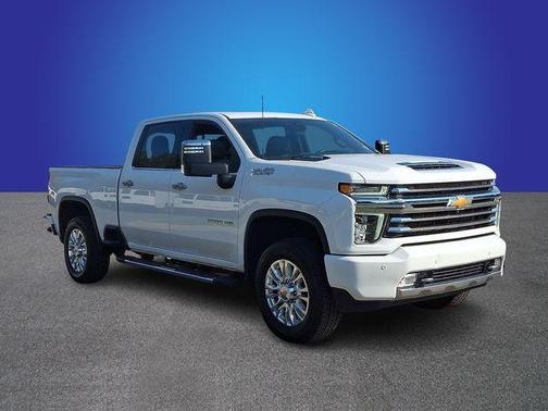 Summit White 2022 Chevrolet Silverado 2500 High Country