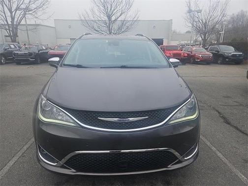 2020 Chrysler Pacifica Limited
