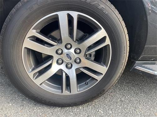 2023 Ford Expedition XLT