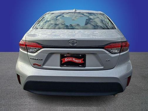 Classic Silver Metallic 2023 Toyota Corolla LE