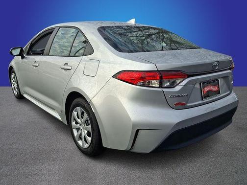 Classic Silver Metallic 2023 Toyota Corolla LE