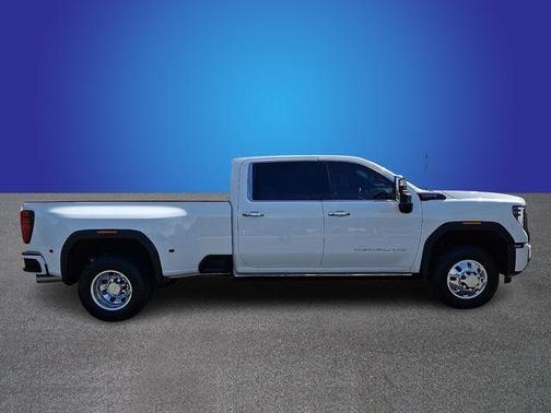 Summit White 2024 GMC Sierra 3500 Denali Ultimate
