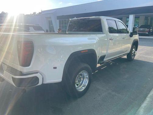 Summit White 2024 GMC Sierra 3500 Denali Ultimate