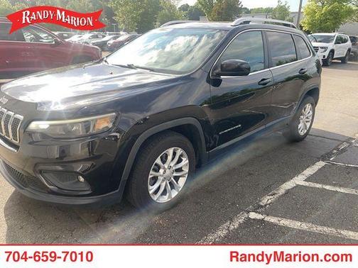 Diamond Black 2019 Jeep Cherokee Latitude