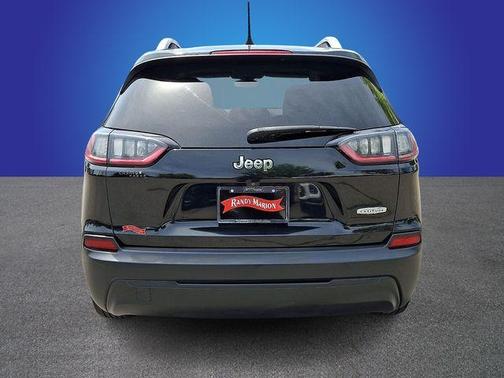 Diamond Black 2019 Jeep Cherokee Latitude