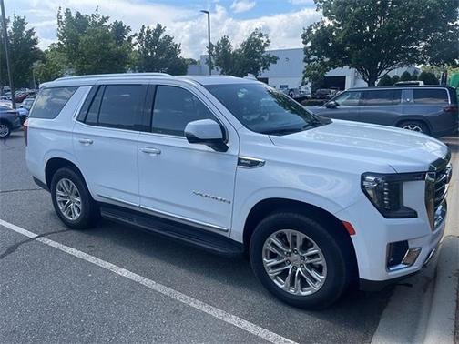 2021 GMC Yukon SLT