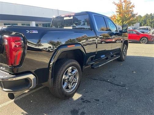 2025 GMC Sierra 2500 SLT