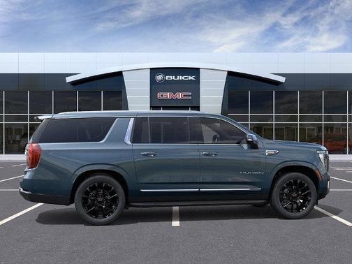 Metallic 2027 GMC Yukon XL Elevation