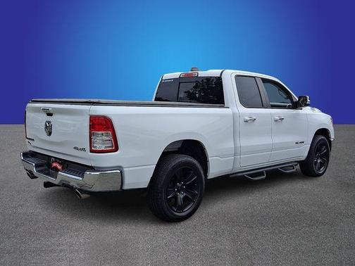 Bright White Clearcoat 2019 RAM 1500 Big Horn