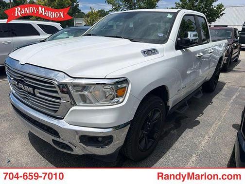 Bright White Clearcoat 2019 RAM 1500 Big Horn