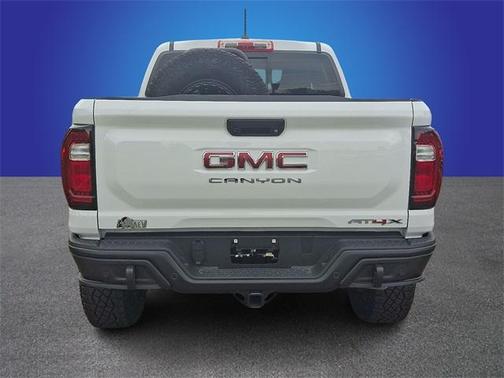 2024 GMC Canyon AT4X