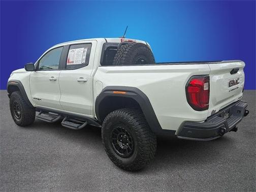 2024 GMC Canyon AT4X