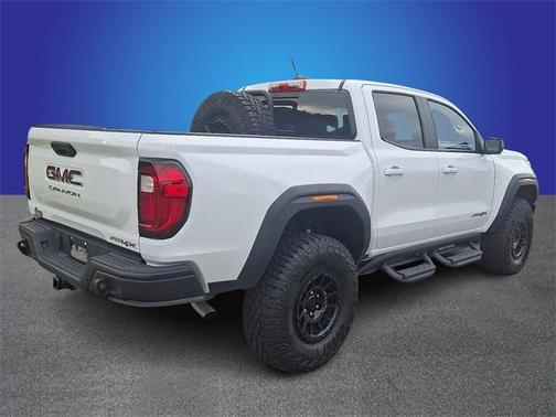 2024 GMC Canyon AT4X