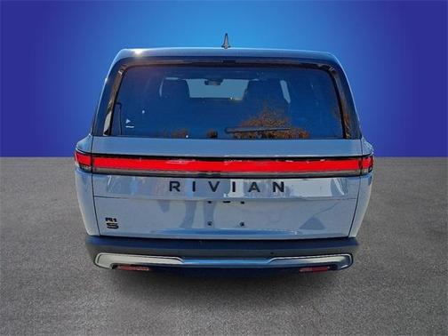 2023 Rivian R1S Adventure Quad Motor Large Pack
