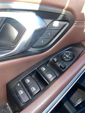 2020 BMW 330 i xDrive