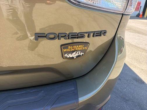 Autumn Green Metallic 2022 Subaru Forester Wilderness