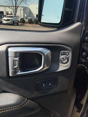 Black Clearcoat 2021 Jeep Gladiator Overland