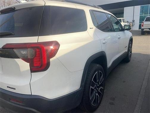 2021 GMC Acadia SLT