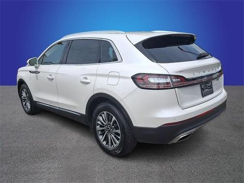 2019 Lincoln Nautilus Select