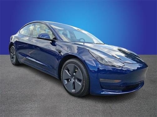 2022 Tesla Model 3 Long Range