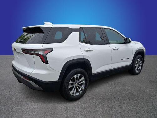 Summit White 2025 Chevrolet Equinox LT