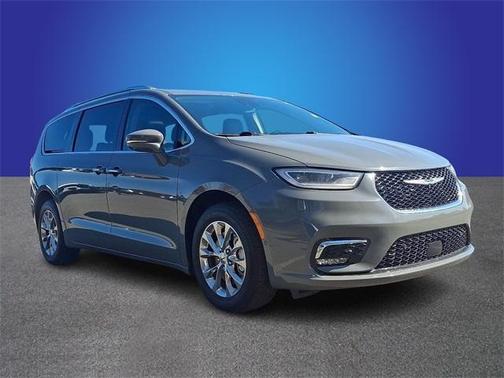 2021 Chrysler Pacifica Touring-L