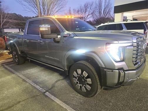 2024 GMC Sierra 2500 Denali