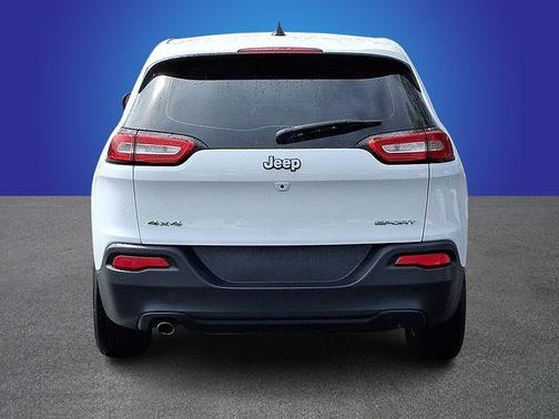 2015 Jeep Cherokee Sport