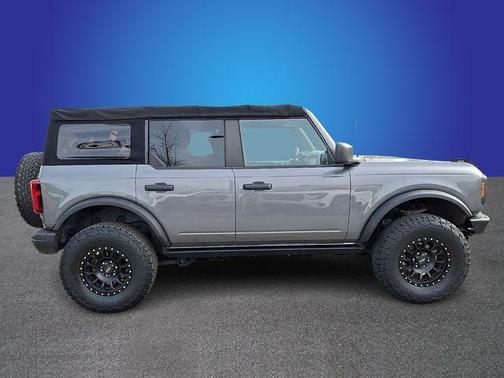 2021 Ford Bronco Black Diamond