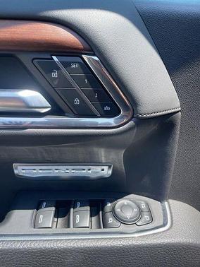 Onyx Black 2023 GMC Sierra 1500 Denali