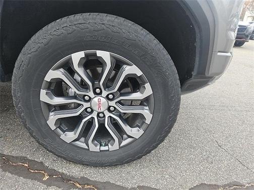 2023 GMC Canyon Denali