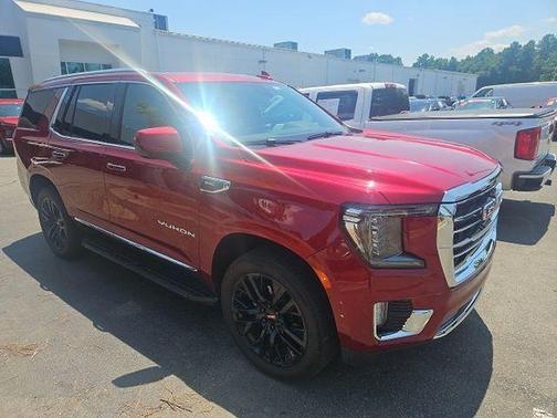 Volcanic Red 2023 GMC Yukon SLT