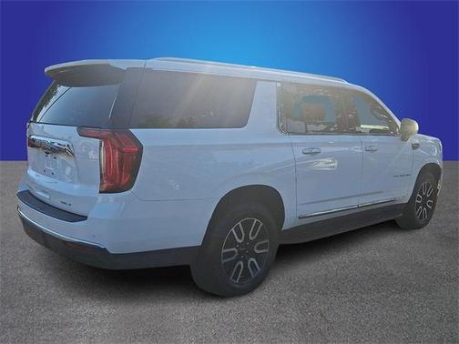 2022 GMC Yukon XL SLT