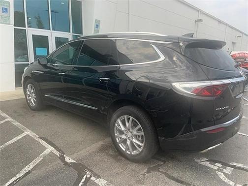 2022 Buick Enclave Premium