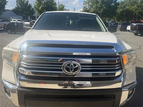 2017 Toyota Tundra SR